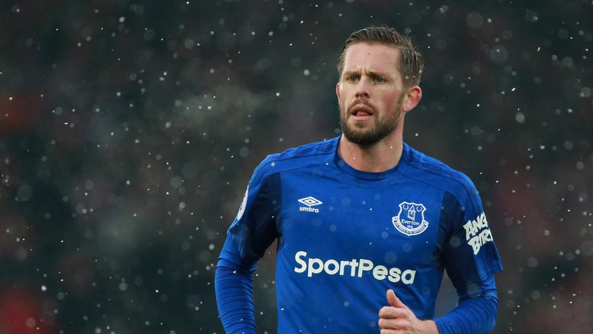 开云官网-奥利维耶闪耀全场！巴拉圭硬撼利物浦，他夺最佳毫无悬念